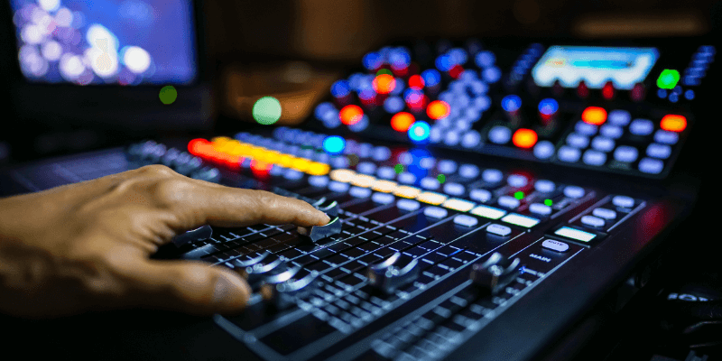 Choosing the Right Venue for Your Concert: 6 Tips